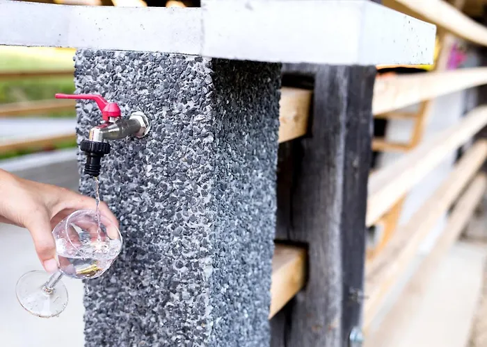 Séjour à la ferme Glamping - Hayrack Vesel *